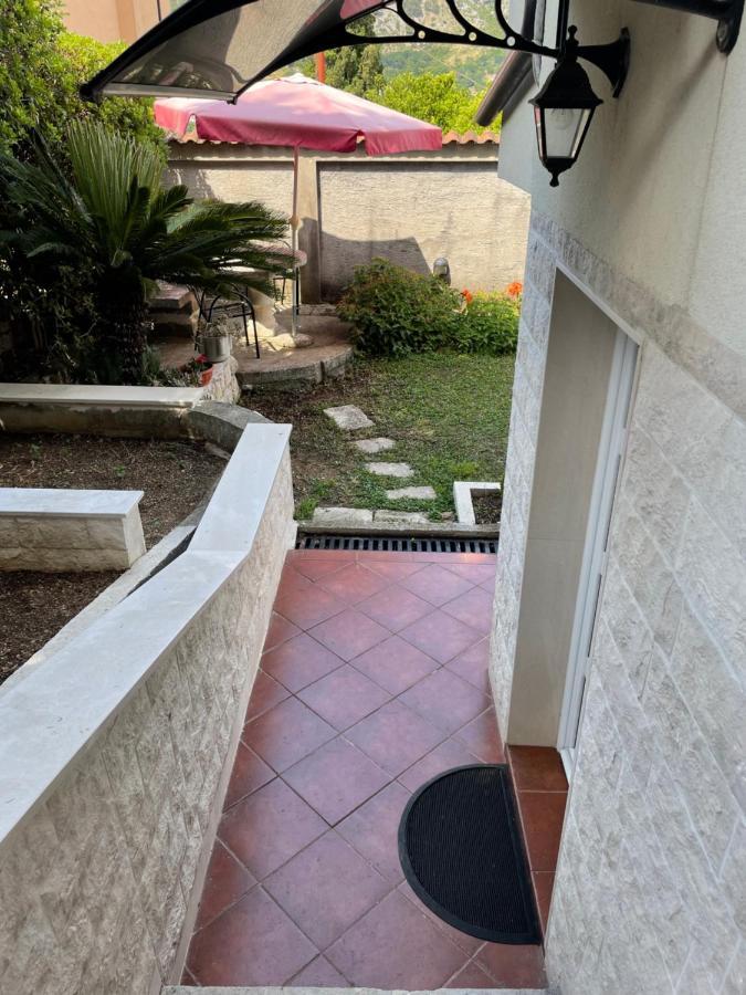 Apartment Garden Kotor Zewnętrze zdjęcie